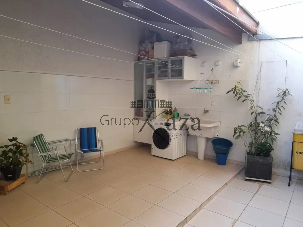 Foto 15 de Casa Sobrado em Jardim Rodolfo, São José dos Campos - imagem 15