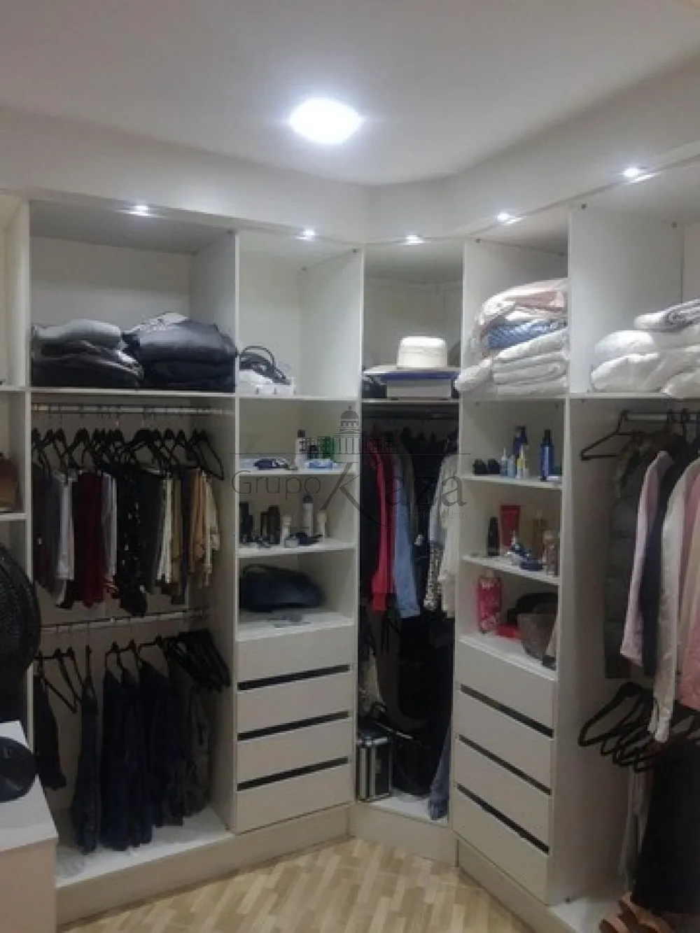 Foto 4 de Casa Padrão em Chácaras Reunidas Igarapés, Jacareí - imagem 4