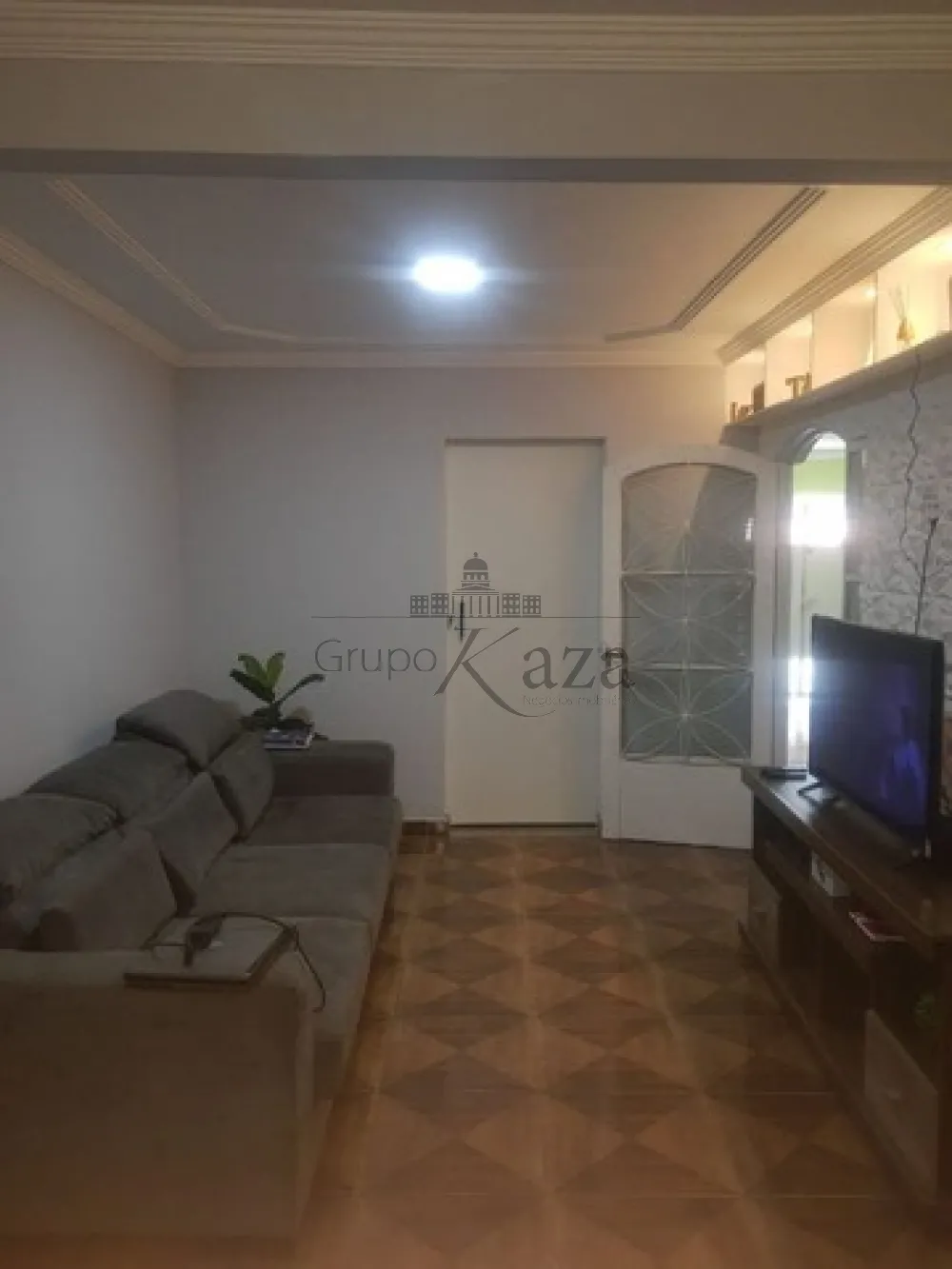 Foto 1 de Casa Padrão em Chácaras Reunidas Igarapés, Jacareí - imagem 1