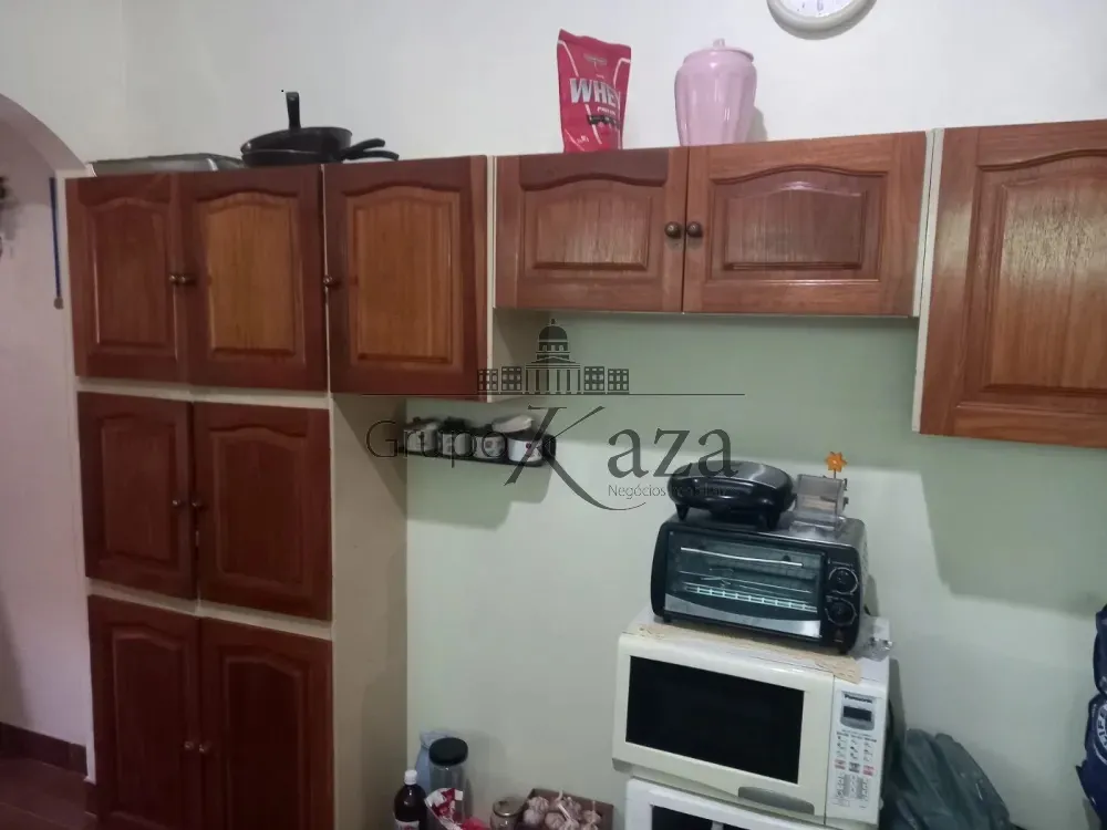 Foto 3 de Casa Padrão em Jardim Colonial, São José dos Campos - imagem 3