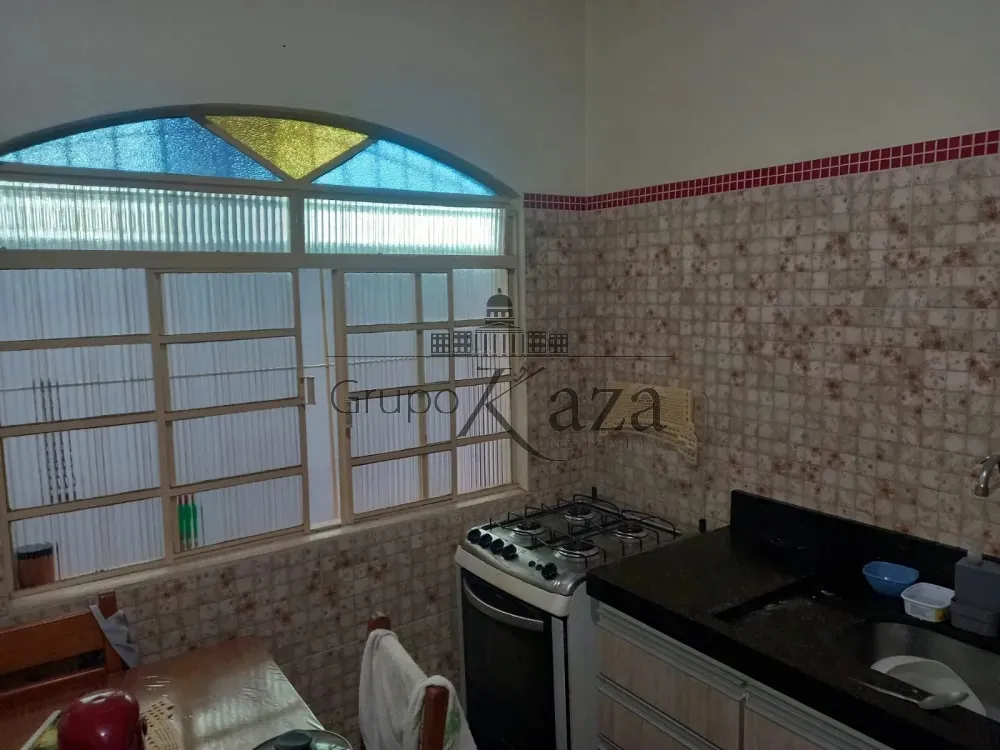 Foto 2 de Casa Padrão em Jardim Colonial, São José dos Campos - imagem 2