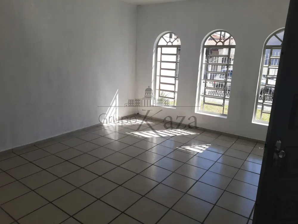 Foto 1 de Casa Padrão em Parque Itamarati, Jacareí - imagem 1