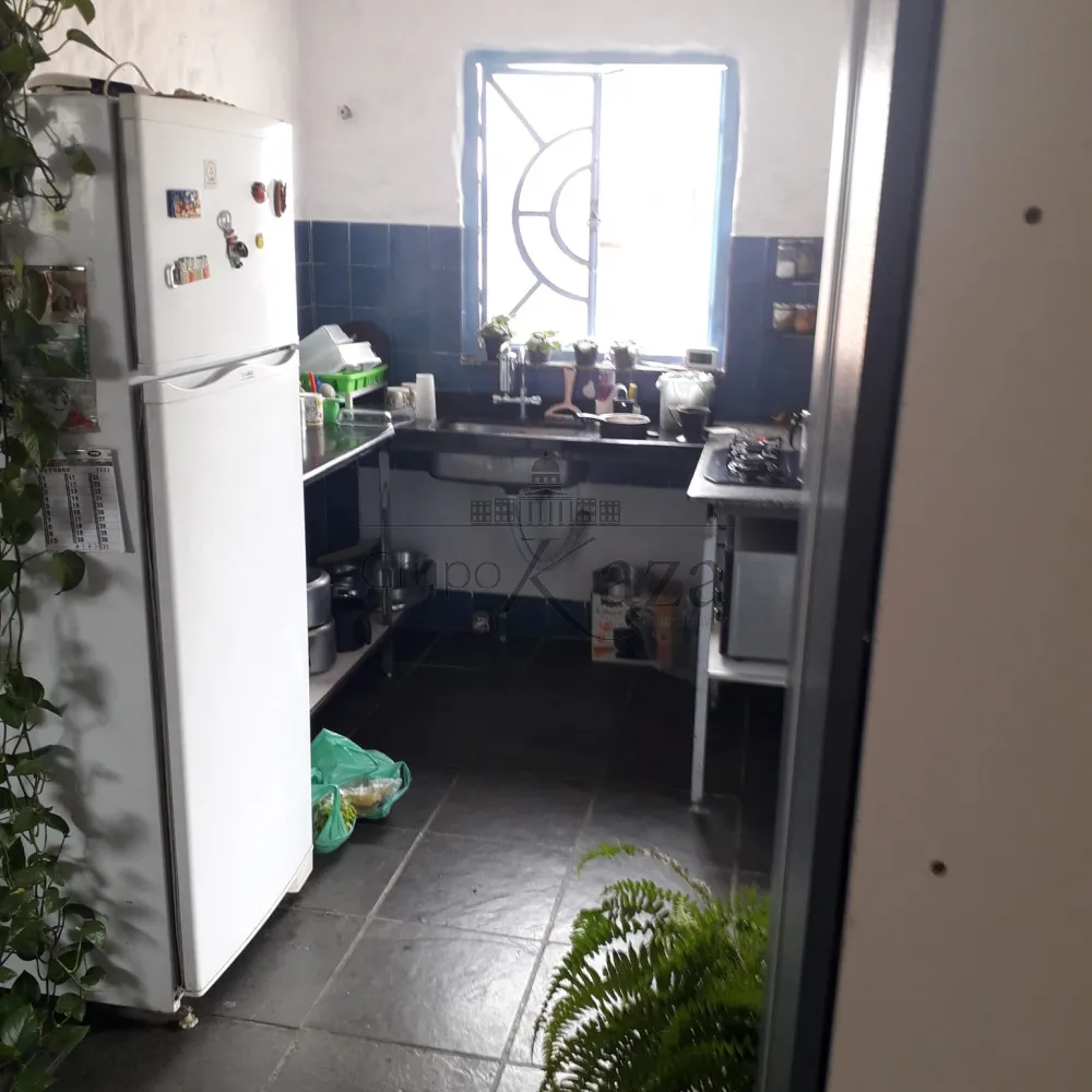 Foto 2 de Casa Comercial  Residencial em Vila Guaianazes, São José dos Campos - imagem 2