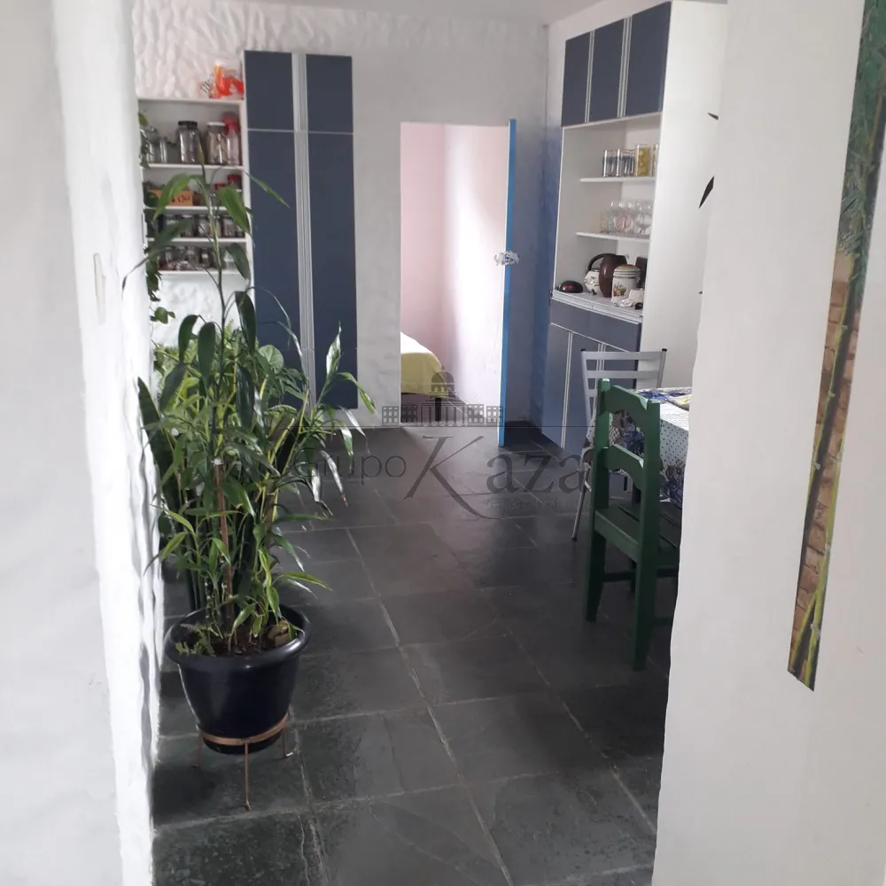 Foto 3 de Casa Comercial  Residencial em Vila Guaianazes, São José dos Campos - imagem 3