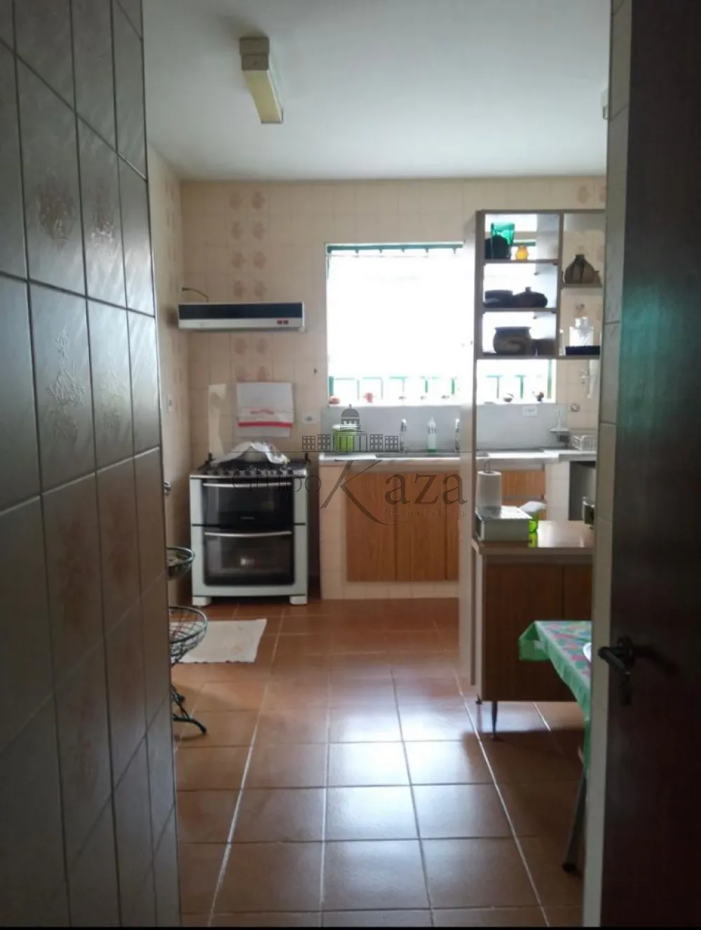 Foto 4 de Casa Condomínio em Jardim das Colinas, São José dos Campos - imagem 4
