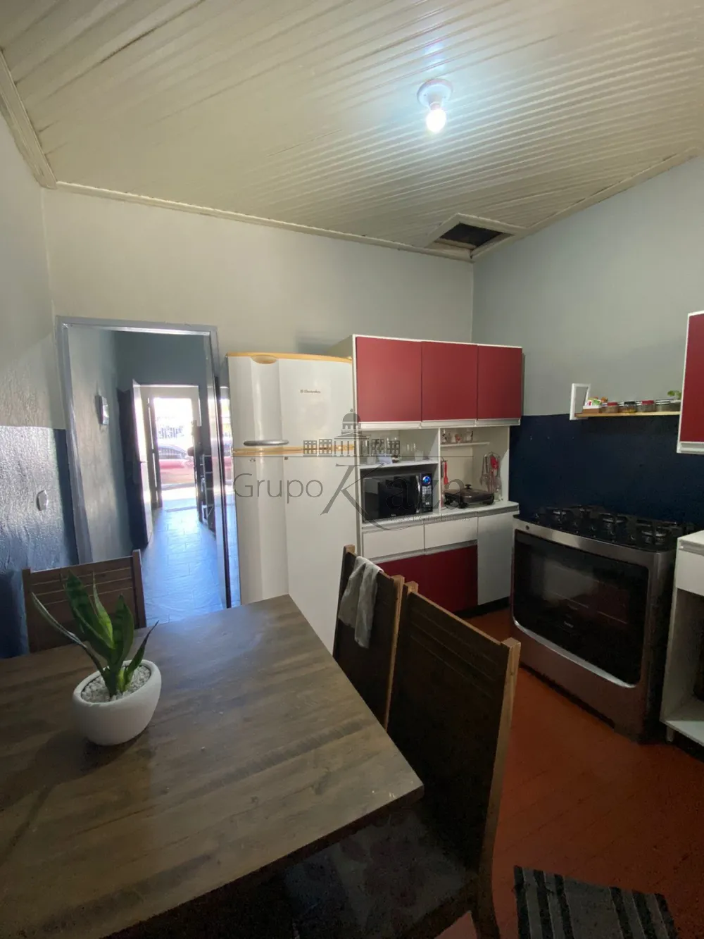 Foto 3 de Casa Padrão em Vila Guaianazes, São José dos Campos - imagem 3