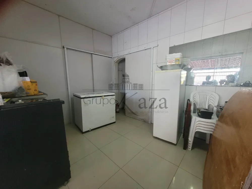 Foto 23 de Casa Comercial  Residencial em Jardim Ismênia, São José dos Campos - imagem 23