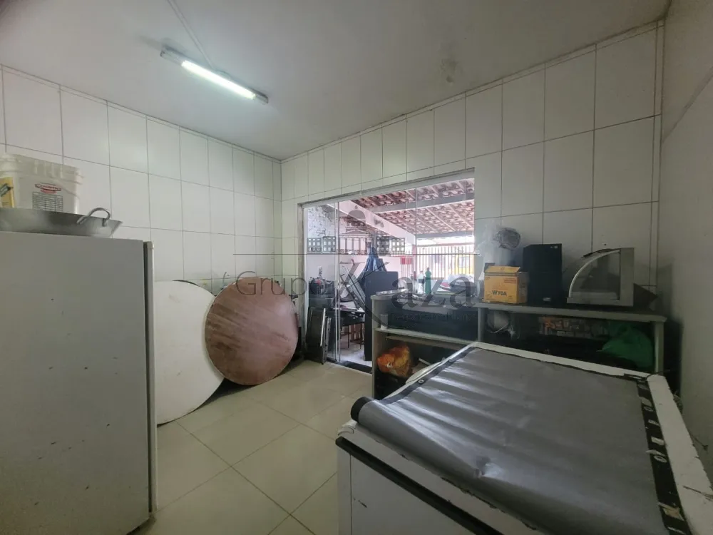 Foto 22 de Casa Comercial  Residencial em Jardim Ismênia, São José dos Campos - imagem 22