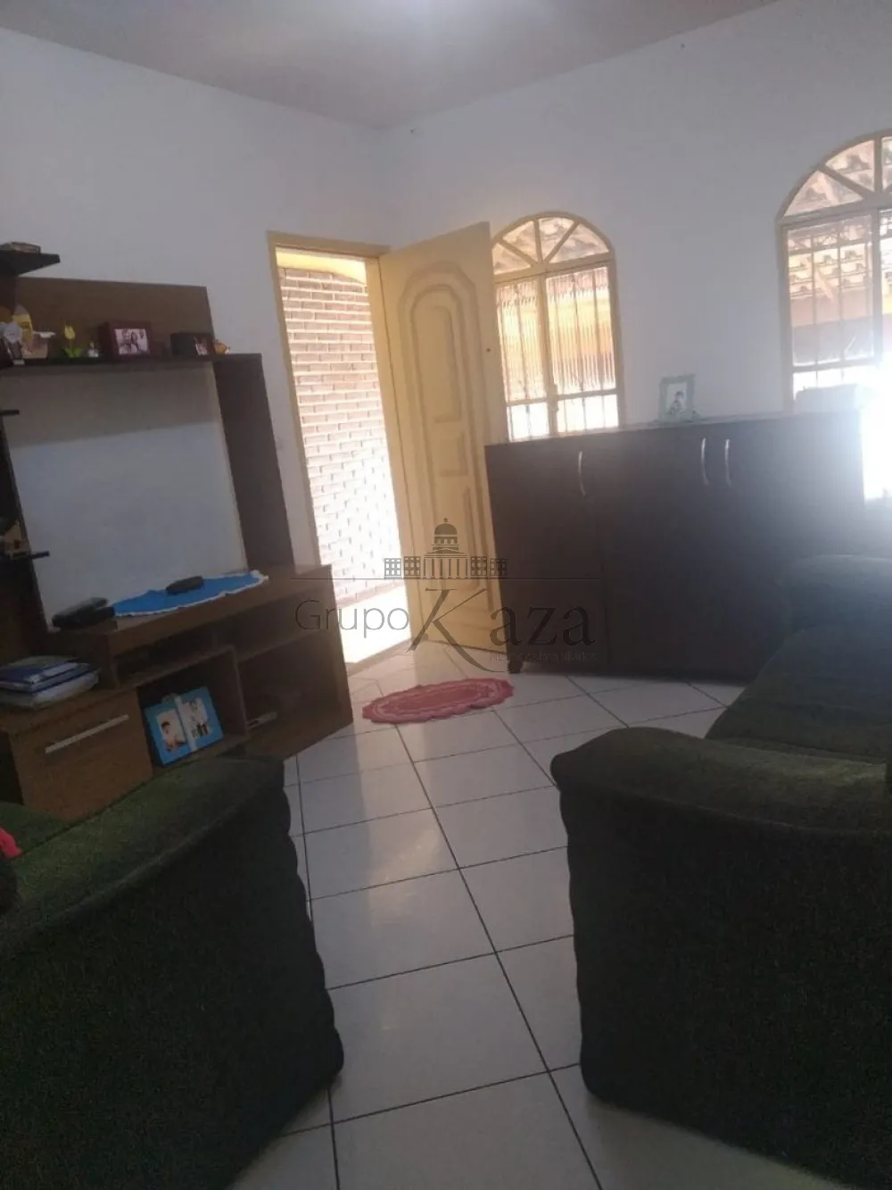 Foto 1 de Casa Padrão em Jardim Santa Inês I, São José dos Campos - imagem 1