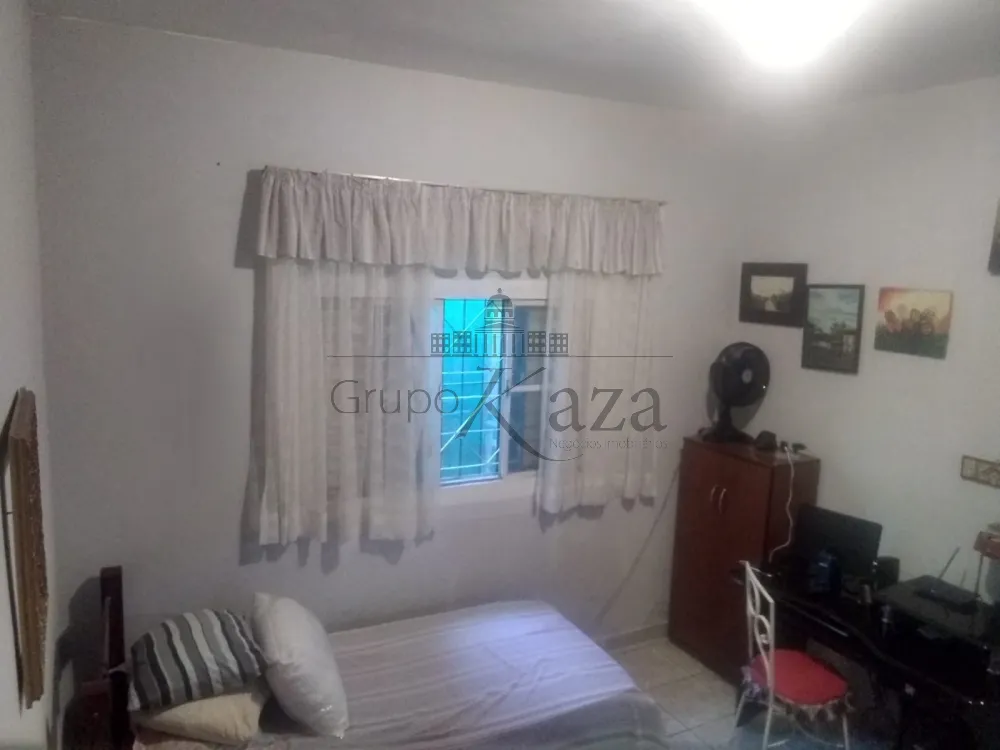 Foto 15 de Casa Padrão em Jardim Emilia, Jacareí - imagem 15