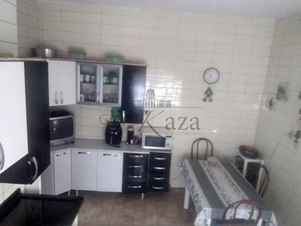 Foto 5 de Casa Padrão em Jardim Emilia, Jacareí - imagem 5