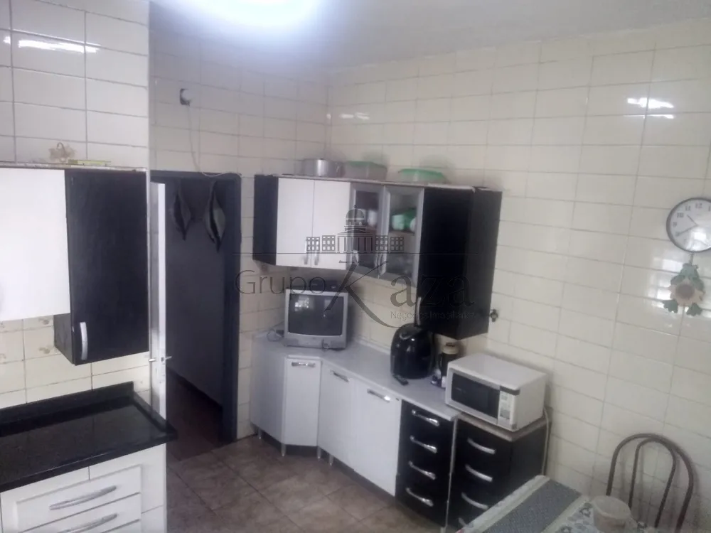 Foto 6 de Casa Padrão em Jardim Emilia, Jacareí - imagem 6