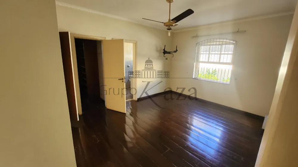 Foto 12 de Casa Comercial  Residencial em Jardim das Colinas, São José dos Campos - imagem 12