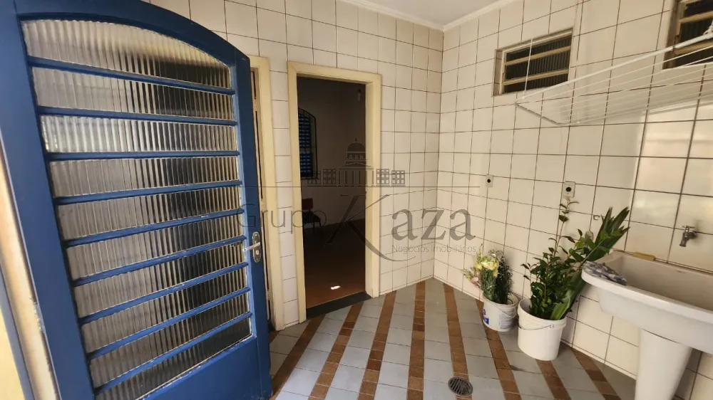 Foto 18 de Casa Comercial  Residencial em Jardim das Colinas, São José dos Campos - imagem 18