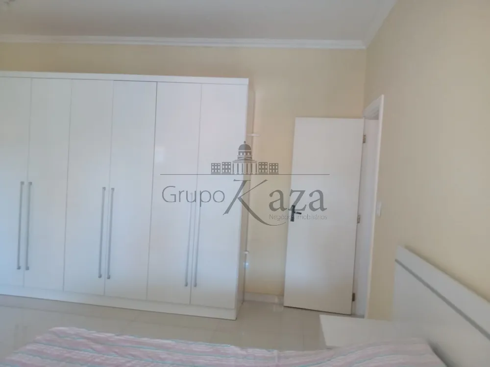 Foto 8 de Casa Sobrado em Residencial Bosque dos Ipês, São José dos Campos - imagem 8
