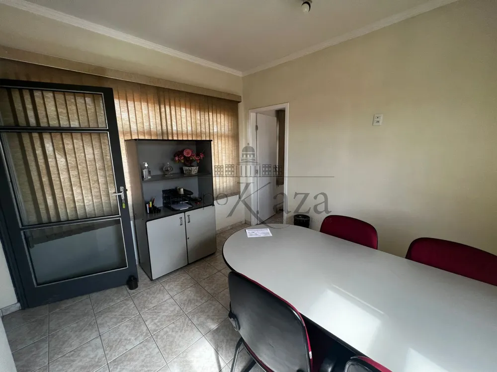 Foto 30 de Casa Sobrado em Vila São João, Caçapava - imagem 30