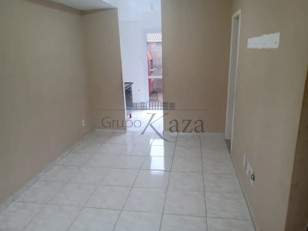 Foto 3 de Casa Condomínio em Jardim Colonia, Jacareí - imagem 3