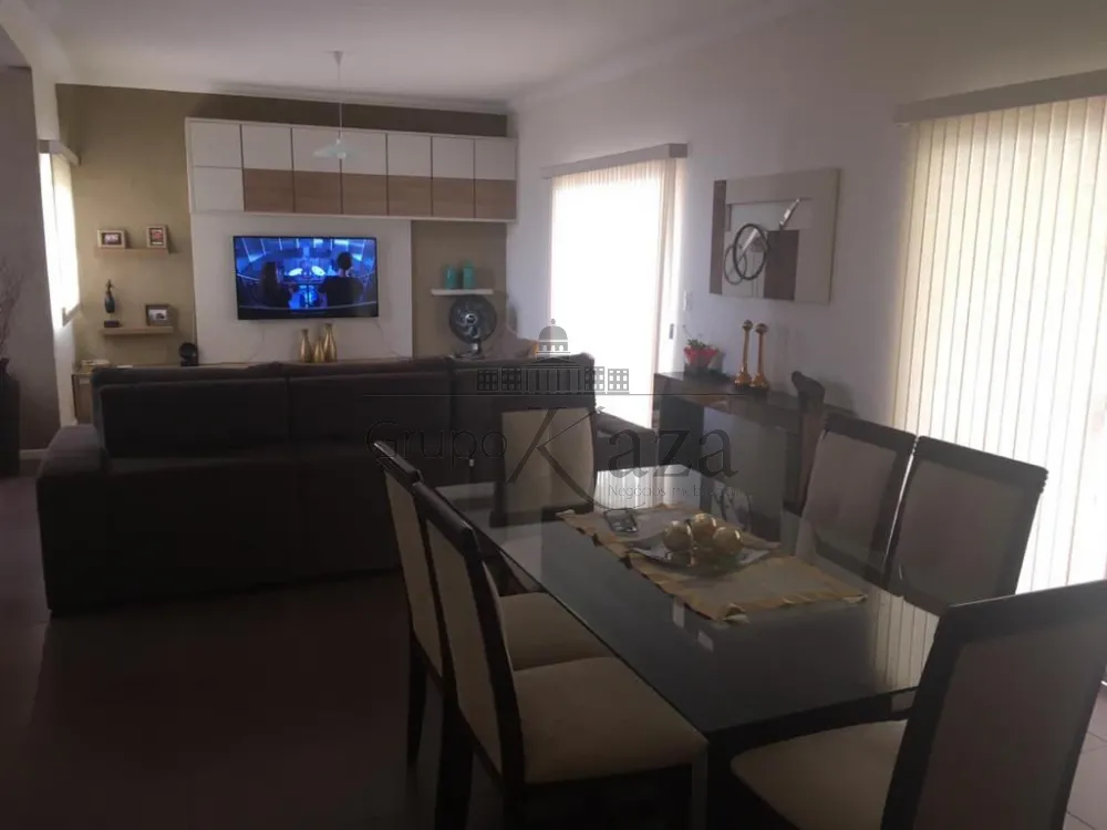 Foto 4 de Casa Condomínio em Terras de Santa Helena, Jacareí - imagem 4
