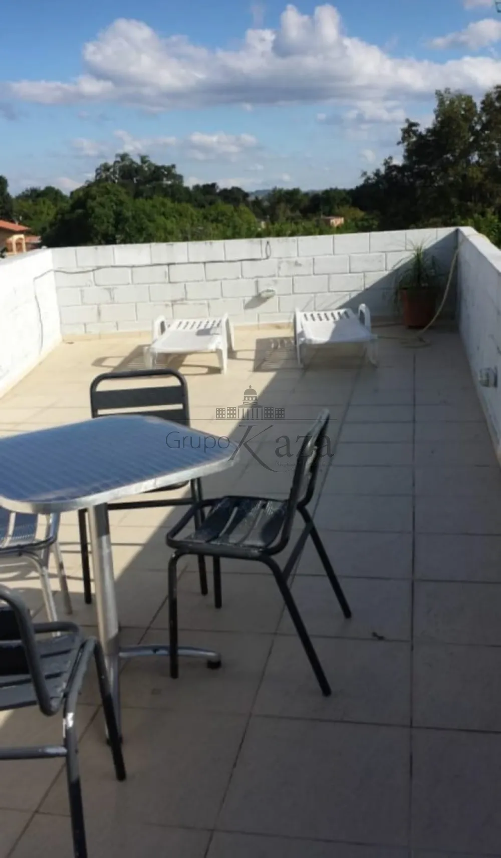 Foto 17 de Casa Padrão em Jardim Imperial, São José dos Campos - imagem 17