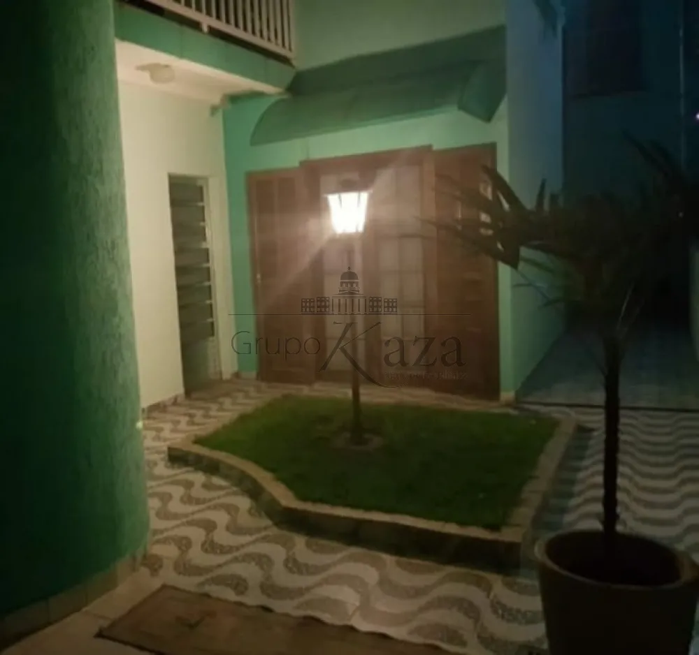 Foto 20 de Casa Padrão em Jardim Imperial, São José dos Campos - imagem 20