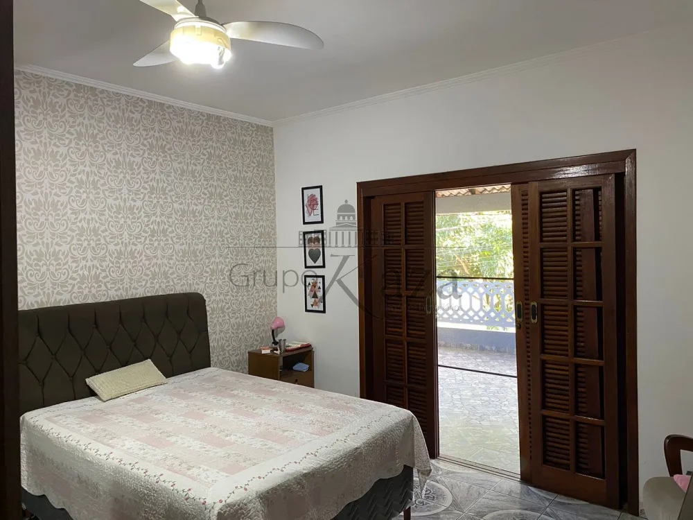 Foto 6 de Casa Sobrado em Jardim Altos de Santana, São José dos Campos - imagem 6