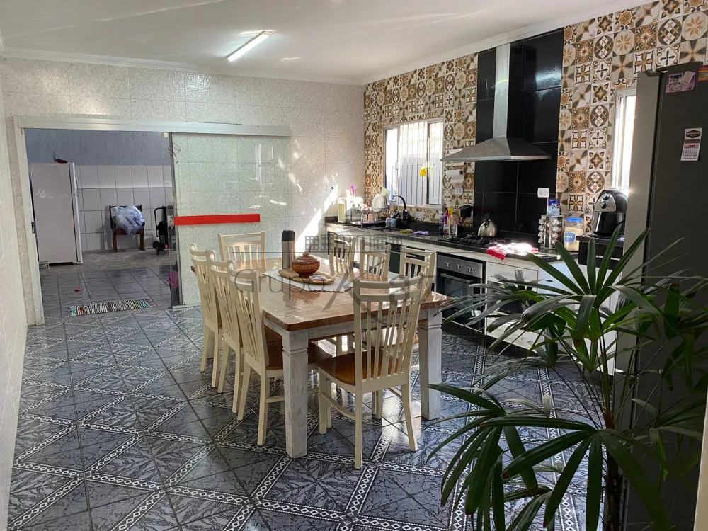 Foto 2 de Casa Sobrado em Jardim Altos de Santana, São José dos Campos - imagem 2