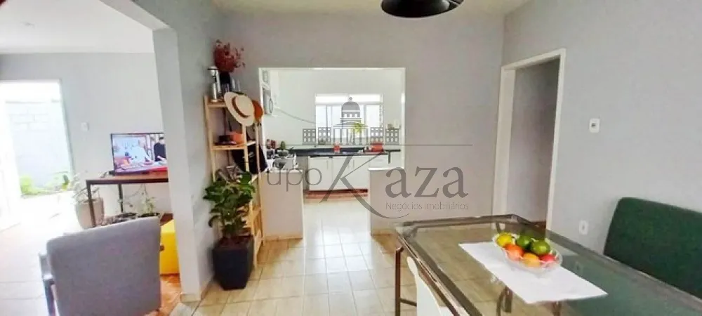 Foto 5 de Casa Padrão em Jardim das Cerejeiras, São José dos Campos - imagem 5