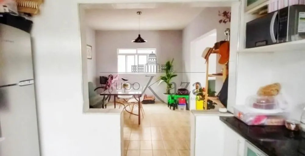 Foto 8 de Casa Padrão em Jardim das Cerejeiras, São José dos Campos - imagem 8