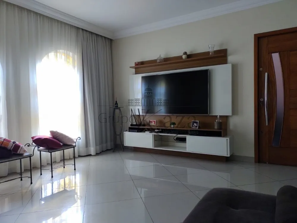 Foto 2 de Casa Padrão em Jardim Flórida, Jacareí - imagem 2