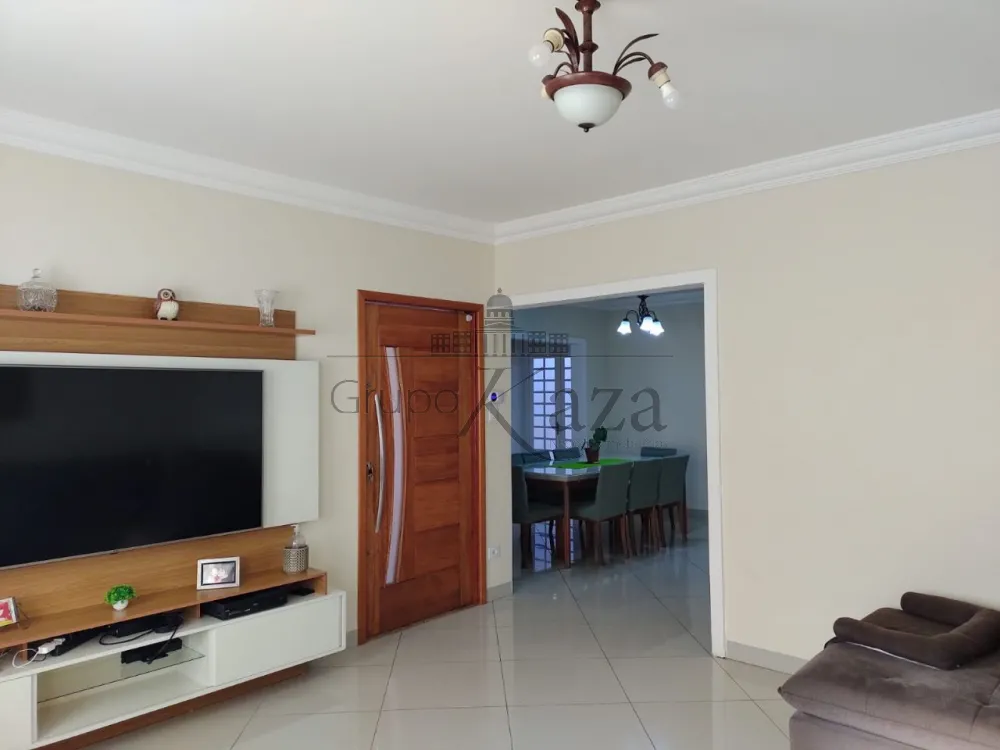 Foto 3 de Casa Padrão em Jardim Flórida, Jacareí - imagem 3