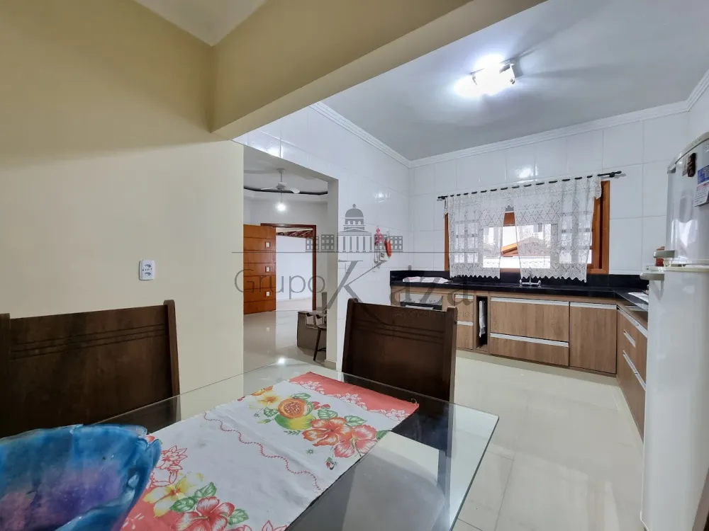 Foto 4 de Casa Comercial  Residencial em Parque Industrial, São José dos Campos - imagem 4