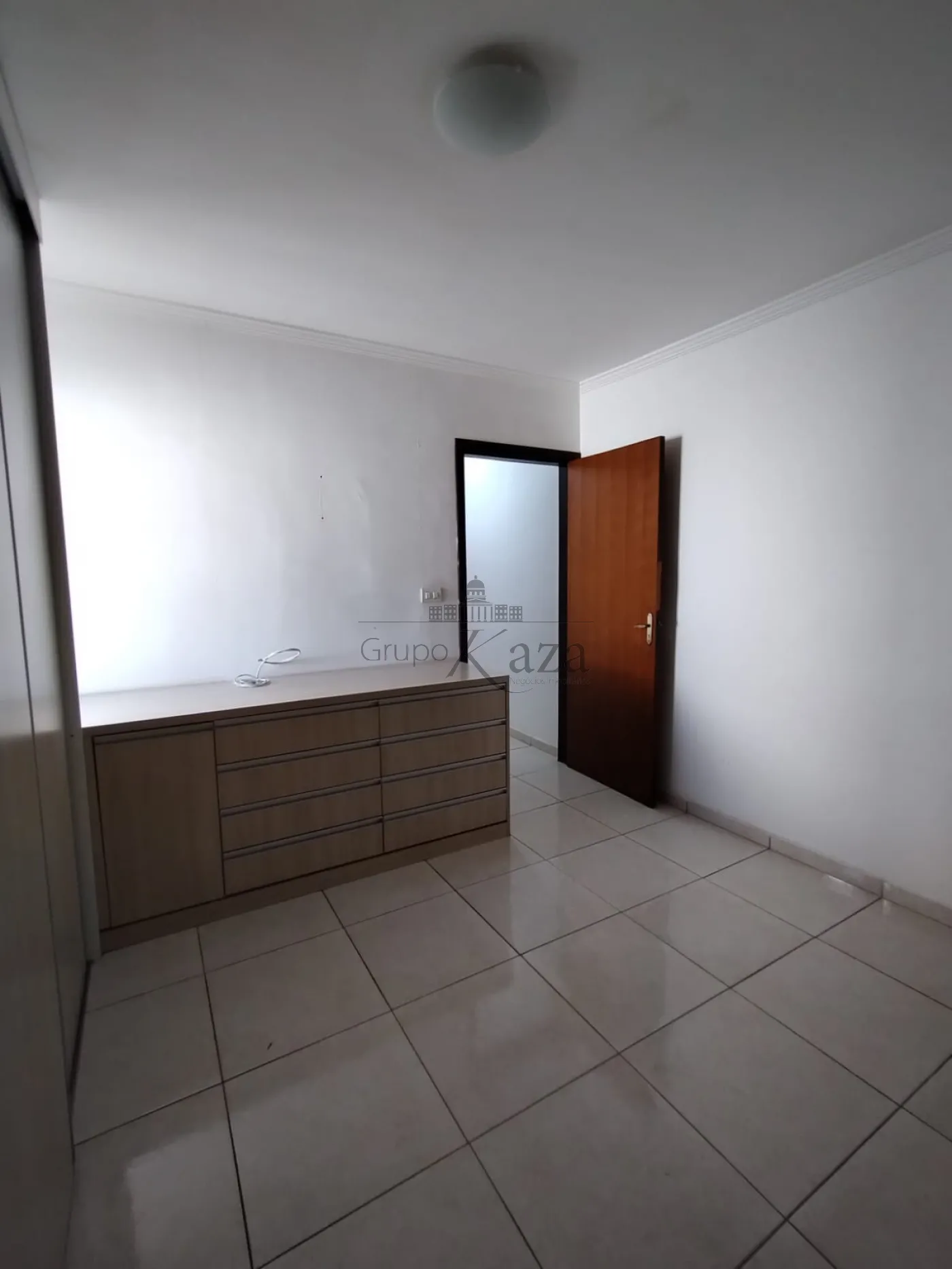 Foto 17 de Casa Condomínio em Parque Califórnia, Jacareí - imagem 17