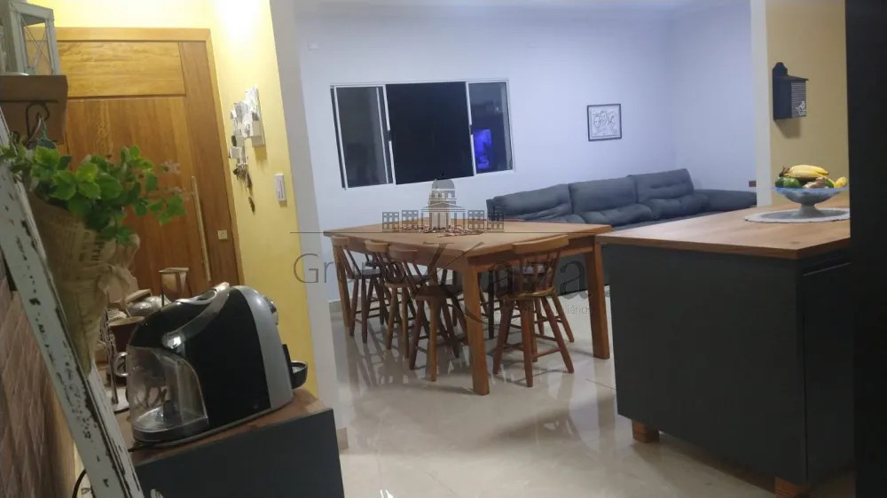Foto 3 de Casa Padrão em Portal dos Pássaros, São José dos Campos - imagem 3