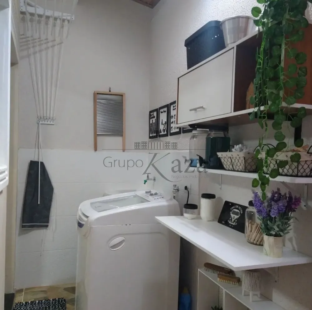 Foto 21 de Casa Padrão em Portal dos Pássaros, São José dos Campos - imagem 21