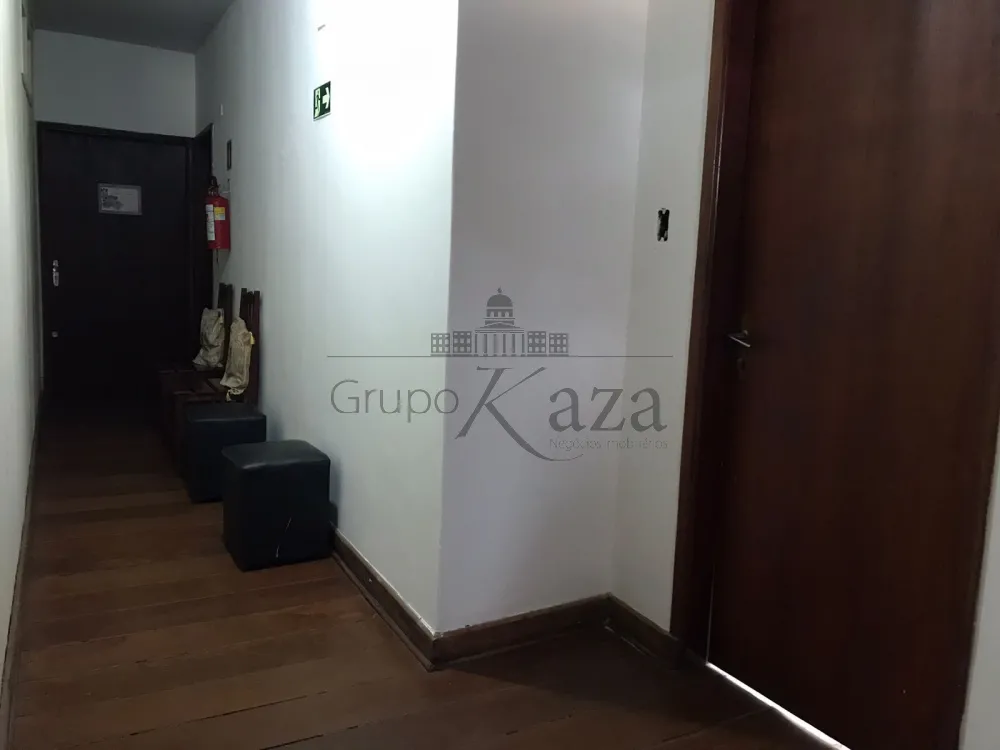 Foto 9 de Comercial Ponto Comercial em Vila Adyana, São José dos Campos - imagem 9