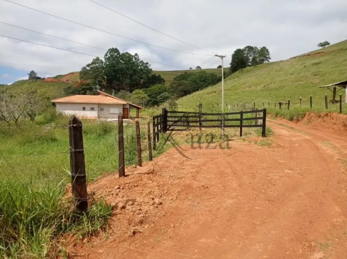 Foto 28 de Rural Chácara em Bom Sucesso, São José dos Campos - imagem 28