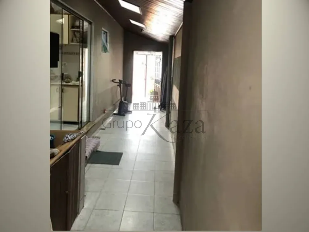 Foto 8 de Casa Padrão em Estiva, Taubaté - imagem 8