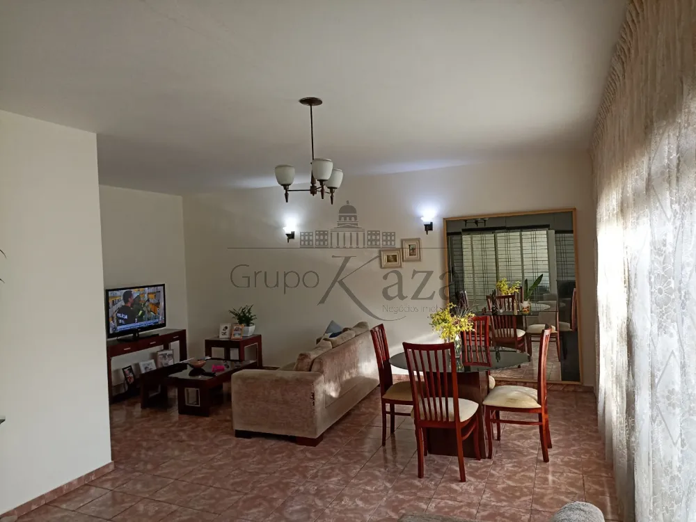 Foto 2 de Casa Padrão em Jardim Pereira do Amparo, Jacareí - imagem 2 Foto 2 de Casa Padrão em Jardim Pereira do Amparo, Jacareí - imagem 2