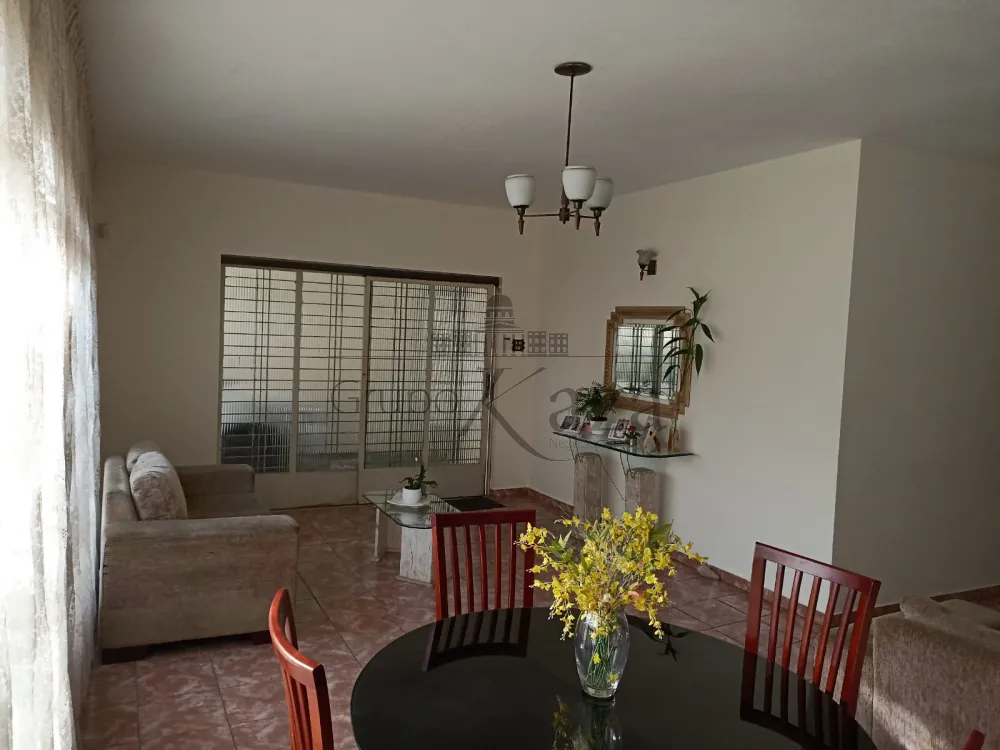 Foto 3 de Casa Padrão em Jardim Pereira do Amparo, Jacareí - imagem 3 Foto 3 de Casa Padrão em Jardim Pereira do Amparo, Jacareí - imagem 3