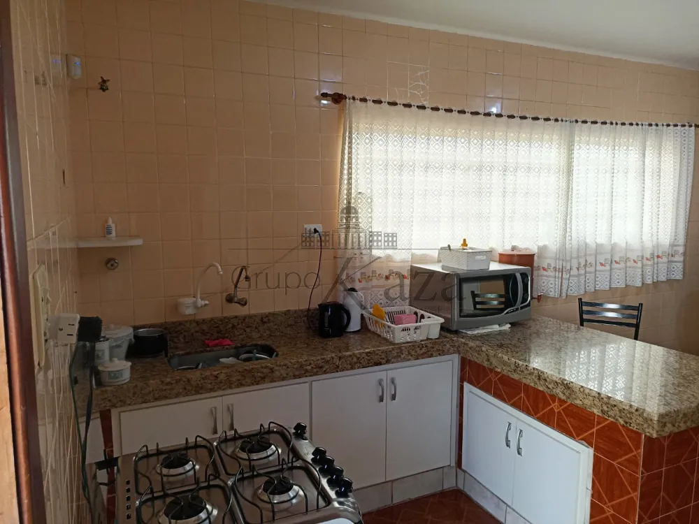 Foto 6 de Casa Padrão em Jardim Pereira do Amparo, Jacareí - imagem 6