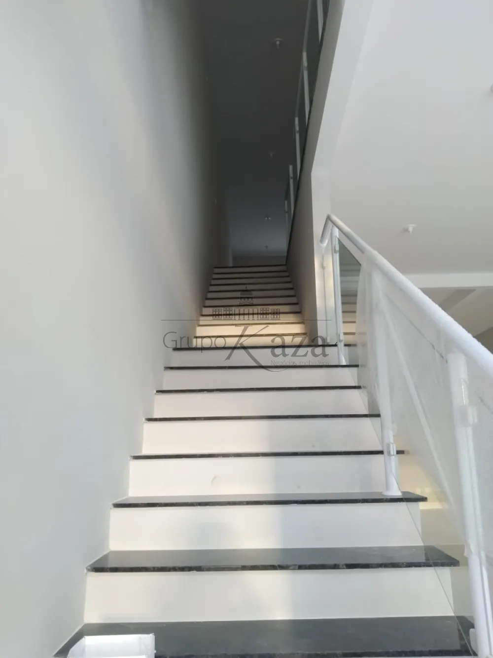 Foto 3 de Comercial Ponto Comercial em Conjunto Residencial Trinta e Um de Março, São José dos Campos - imagem 3