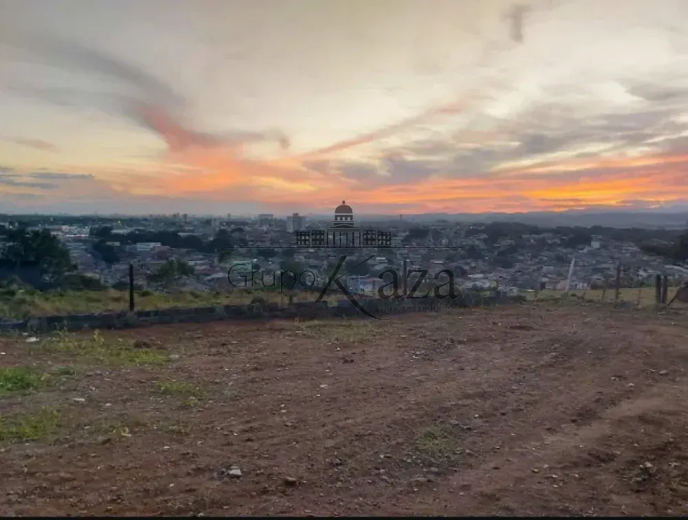 Foto 6 de Terreno Padrão em Jardim Pararangaba, São José dos Campos - imagem 6