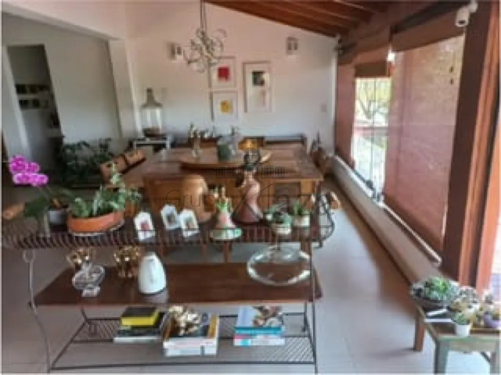 Foto 3 de Casa Condomínio em Chácaras Condomínio Recanto Pássaros II, Jacareí - imagem 3