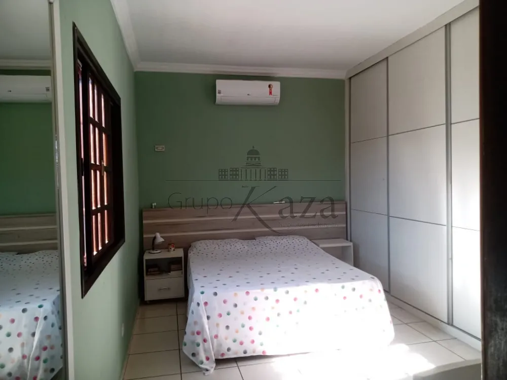 Foto 12 de Casa Sobrado em Parque Residencial Flamboyant, São José dos Campos - imagem 12