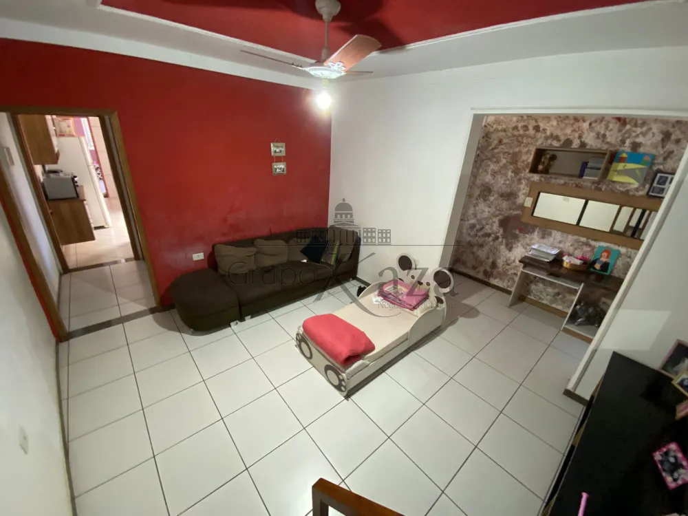 Foto 8 de Casa Sobrado em Parque Santo Antônio, Jacareí - imagem 8