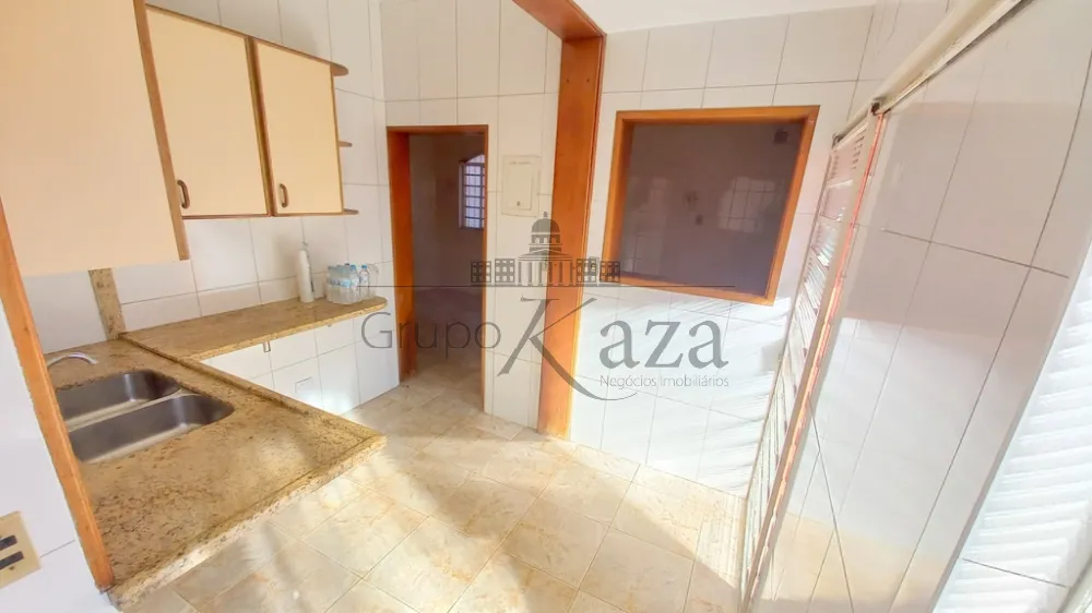 Foto 12 de Casa Sobrado em Monte Castelo, São José dos Campos - imagem 12