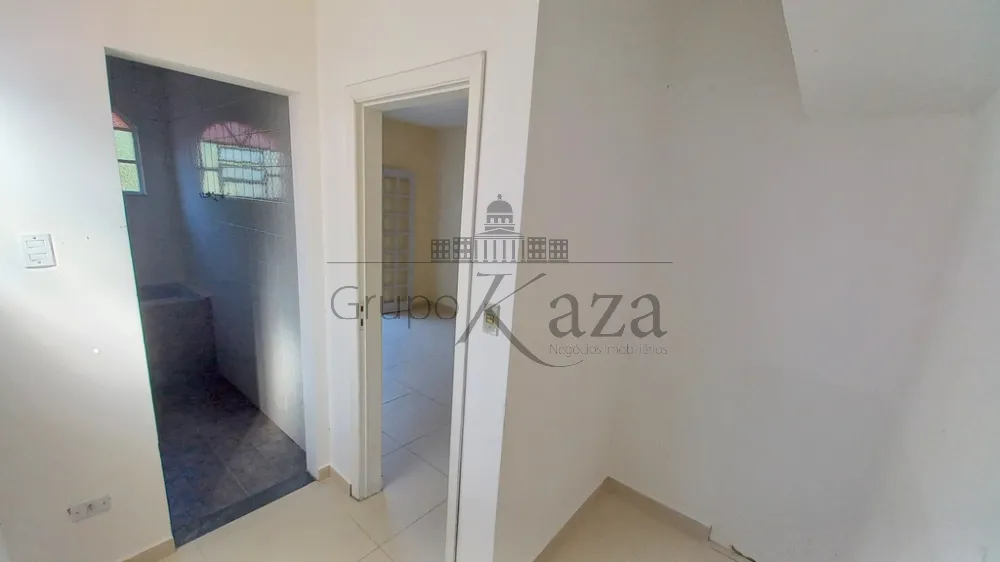 Foto 15 de Casa Sobrado em Monte Castelo, São José dos Campos - imagem 15