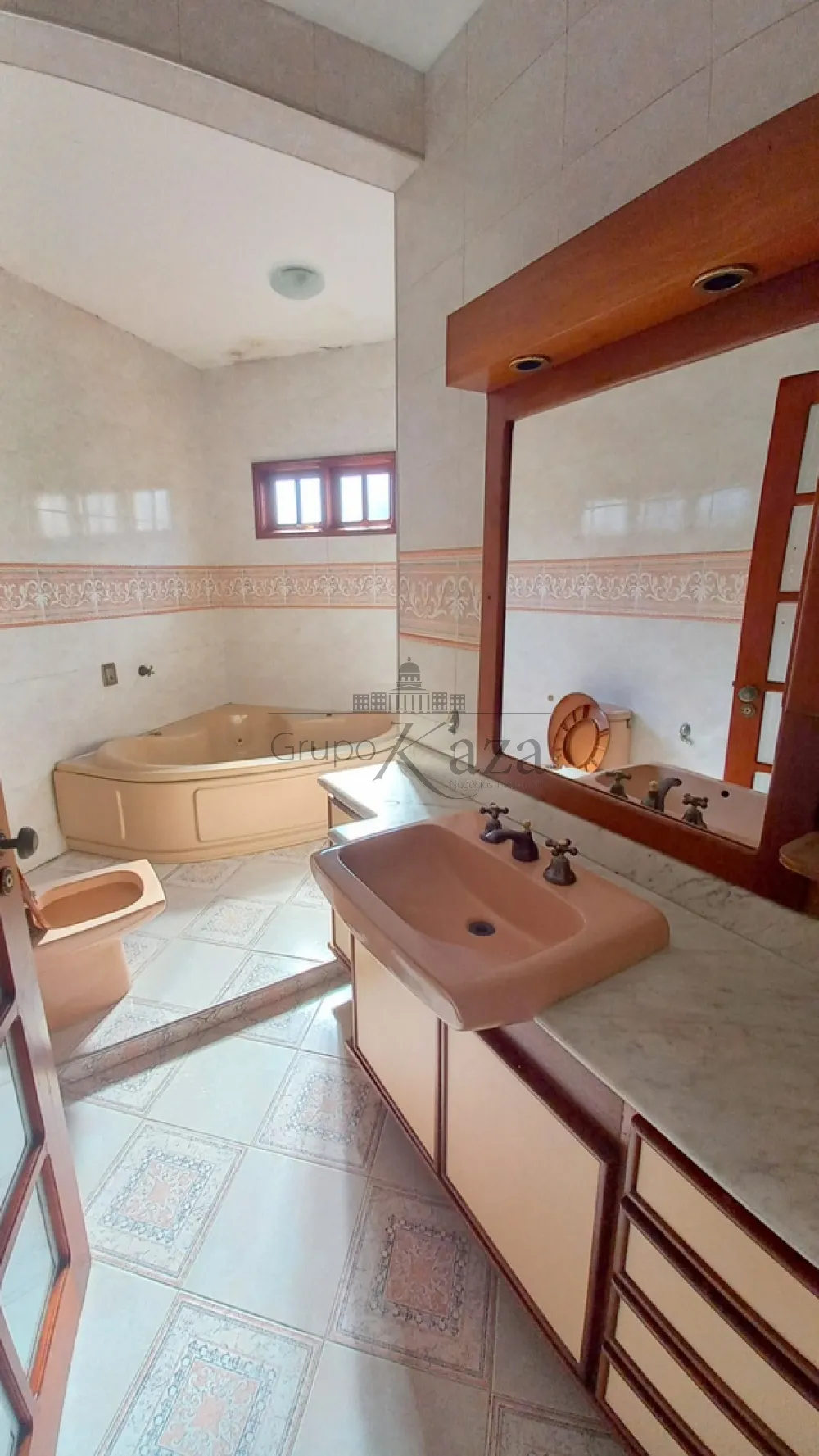 Foto 24 de Casa Sobrado em Monte Castelo, São José dos Campos - imagem 24