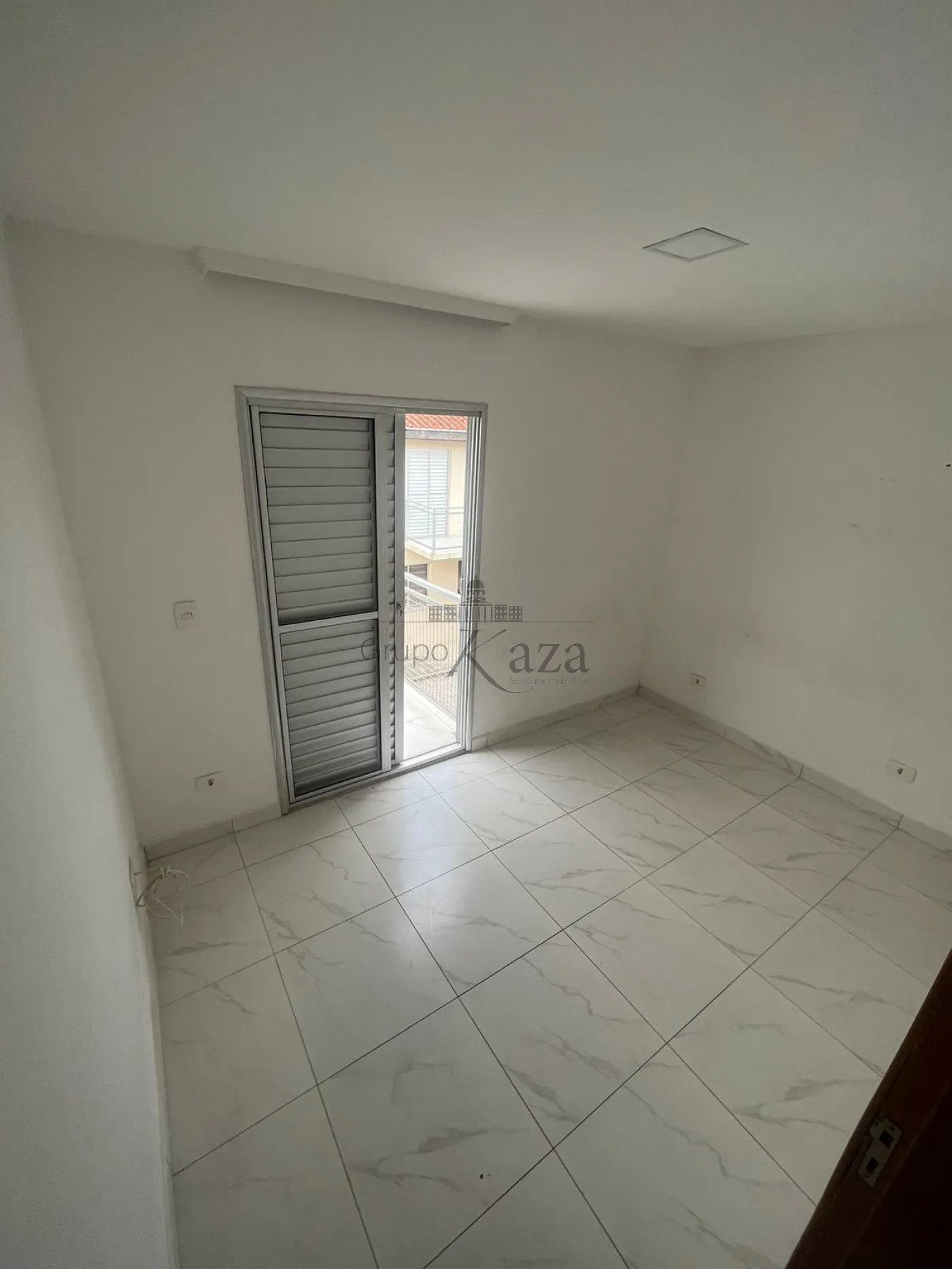 Foto 8 de Casa Condomínio em Jardim da Granja, São José dos Campos - imagem 8