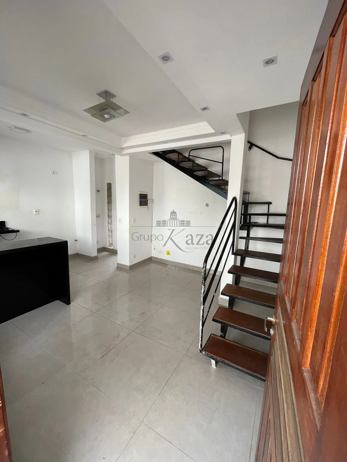 Foto 1 de Casa Condomínio em Jardim da Granja, São José dos Campos - imagem 1